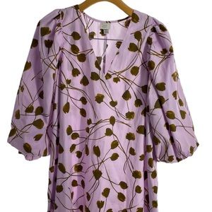 New with tags! Super cute, lightweight dress with pockets! Size medium